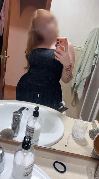 June, 19 años